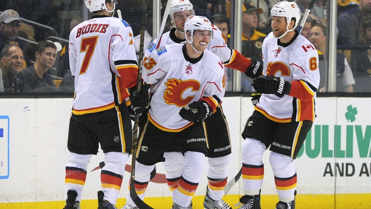 Calgary Flames: Twitter Reacts To Sam Bennett's Weird Hack
